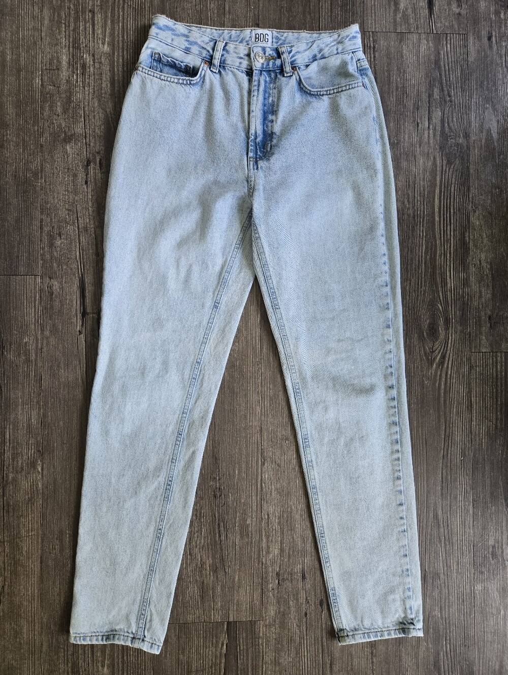 BDG Urban Outfitters Mom High-Rise Jeans